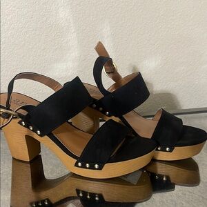 Black Platform Sandals with Wooden Heel